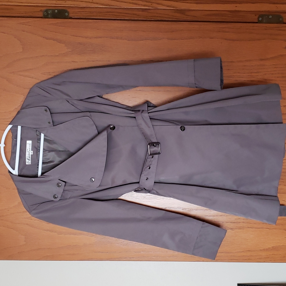 Kenneth Cole New York womens  coat size M color grey condition new